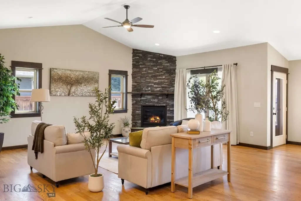 1611 Drummond Belgrade MT 59714