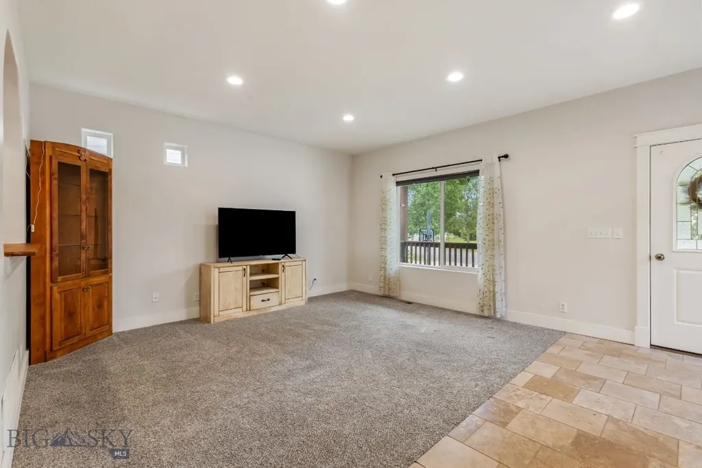 309 Woodman Drive Belgrade MT 59714