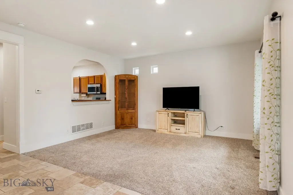 309 Woodman Drive Belgrade MT 59714