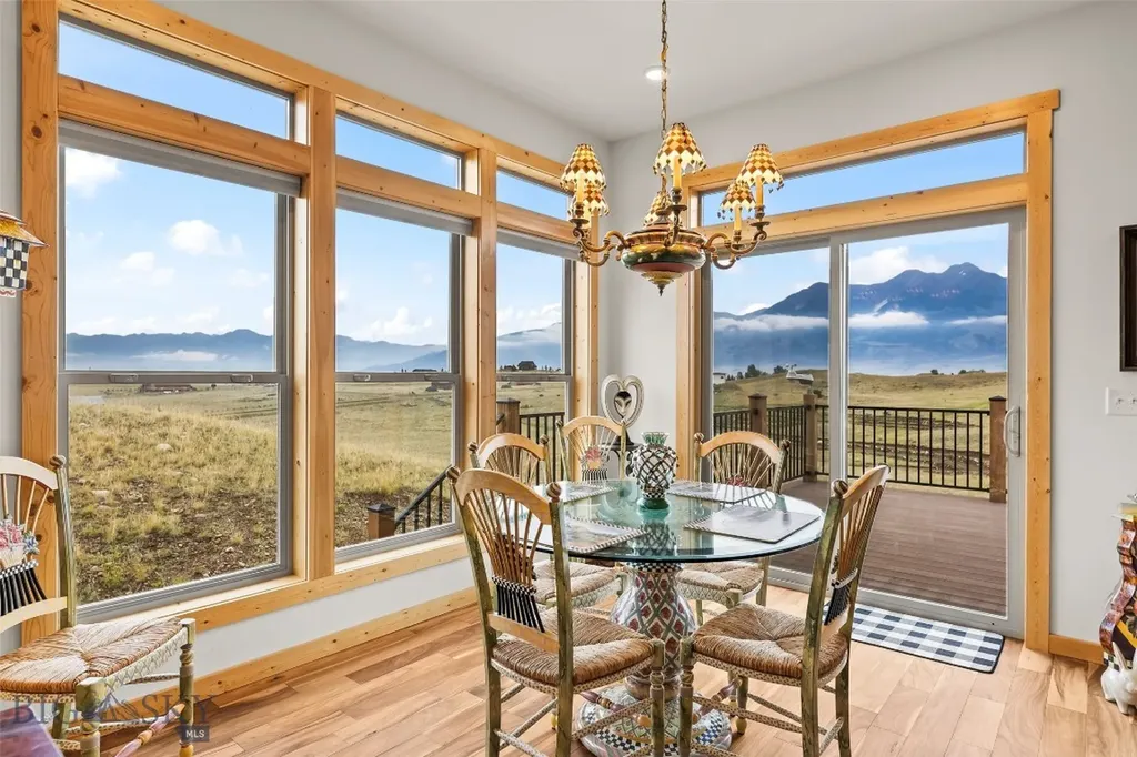 10 Sapphire Lane Emigrant MT 59027