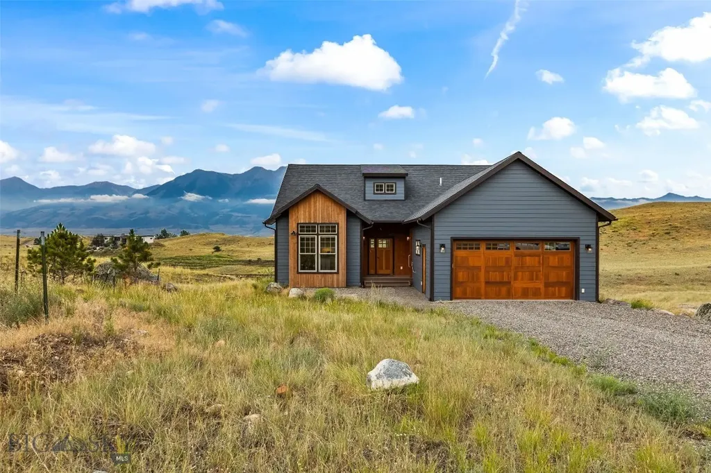 10 Sapphire Lane Emigrant MT 59027