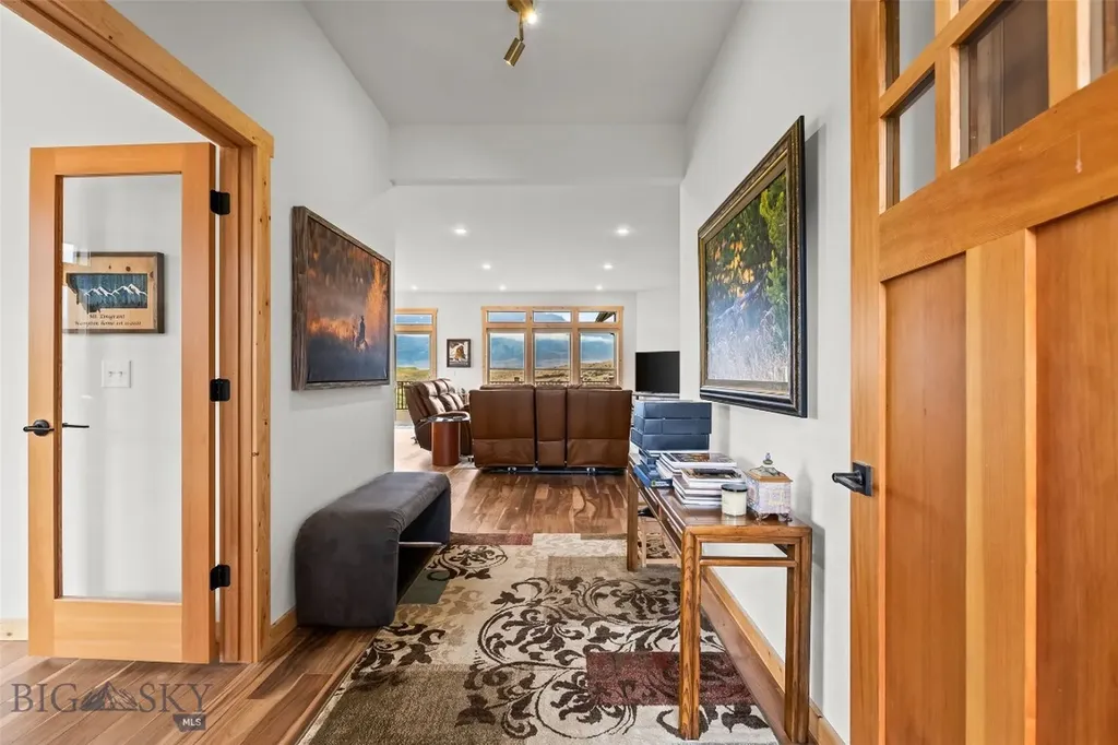 10 Sapphire Lane Emigrant MT 59027