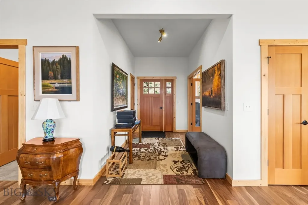 10 Sapphire Lane Emigrant MT 59027