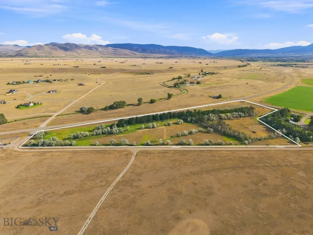 15 Shelter Belt Pray MT 59065
