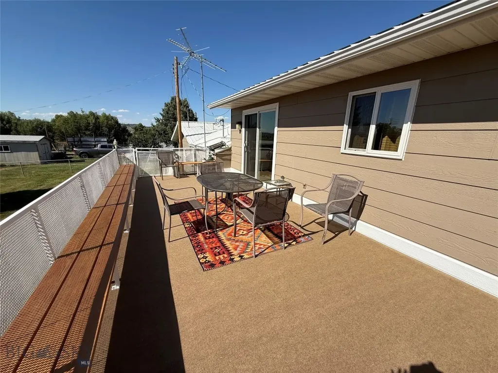 2606 N 17th Road Worden MT 59088