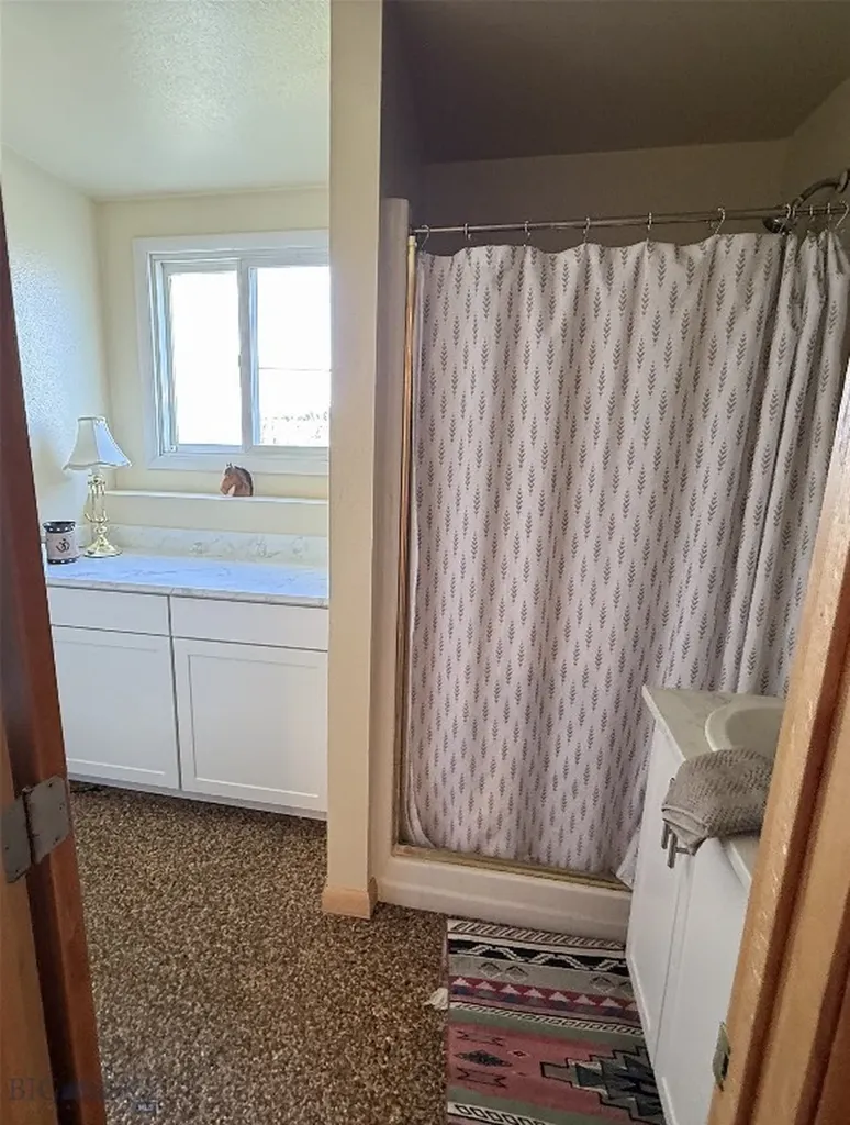 2606 N 17th Road Worden MT 59088
