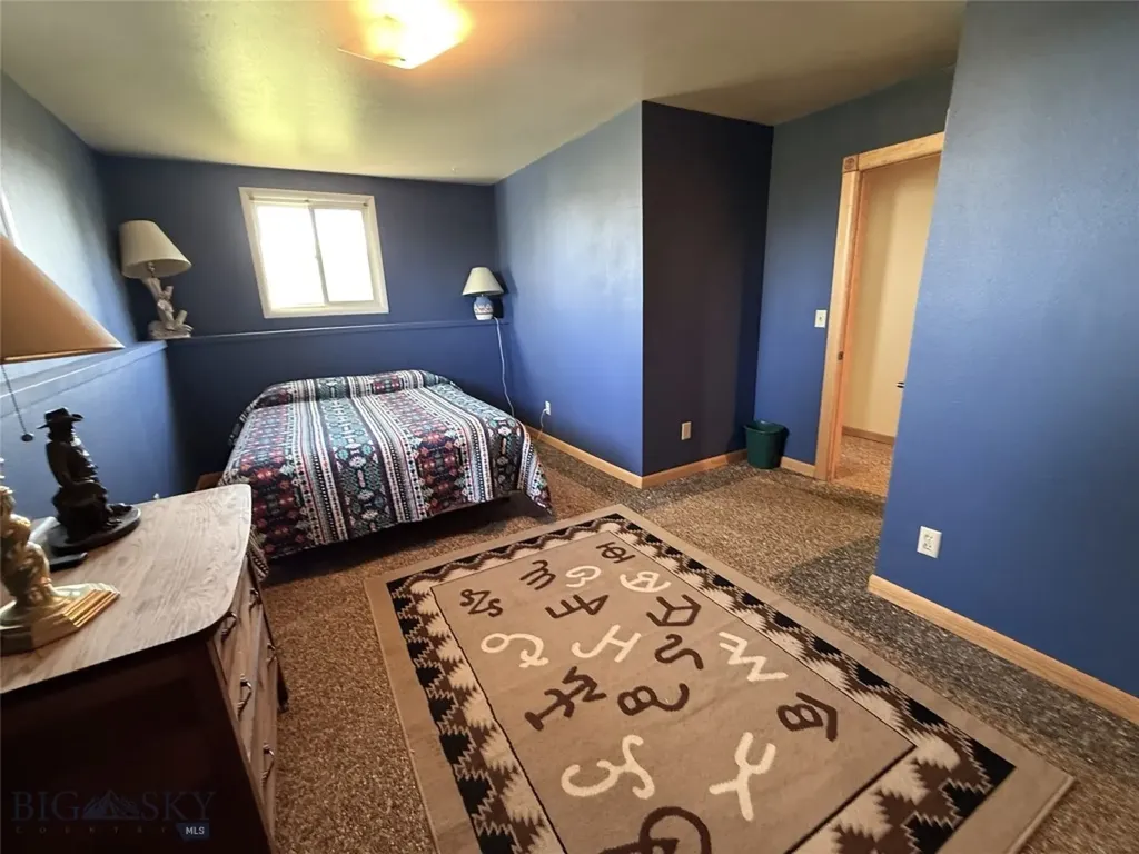 2606 N 17th Road Worden MT 59088