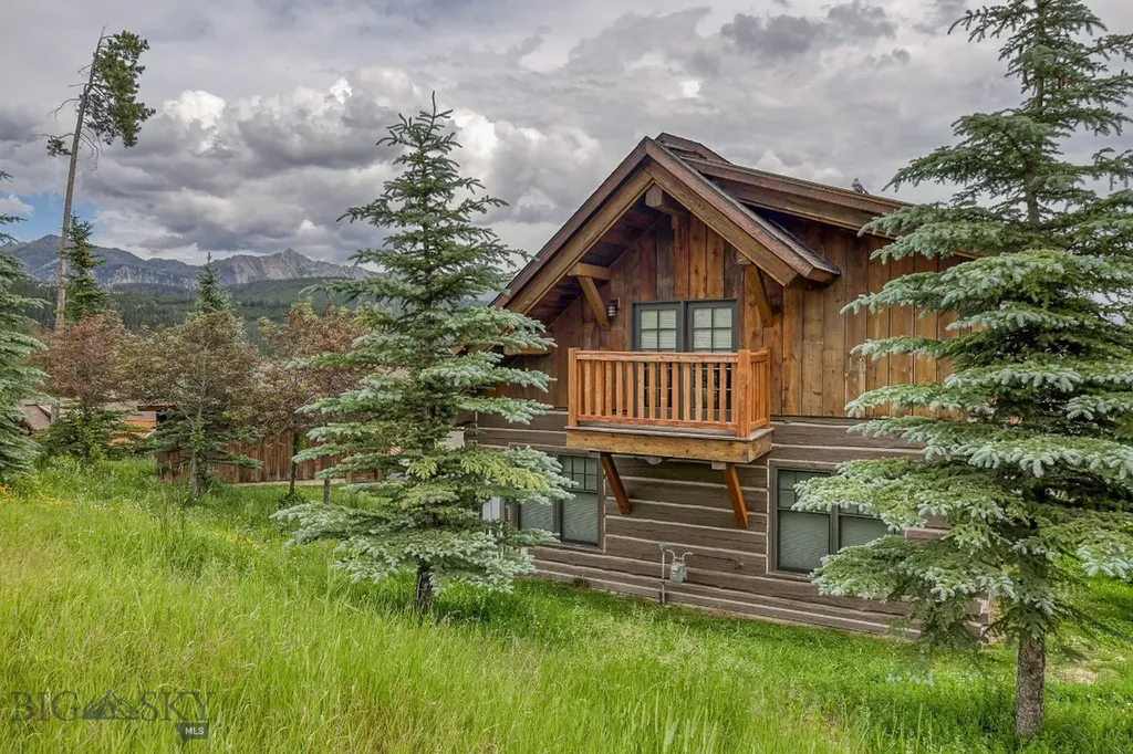 18 Manitou Big Sky MT 59716