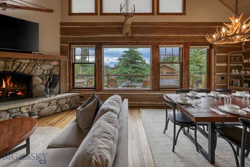 18 Manitou Big Sky MT 59716