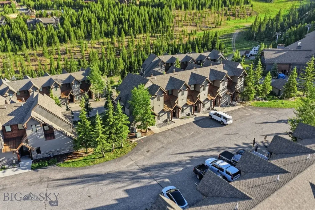 16 Saddle Ridge Big Sky MT 59716