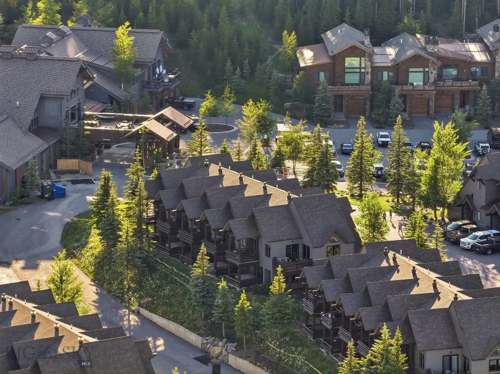 16 Saddle Ridge Big Sky MT 59716