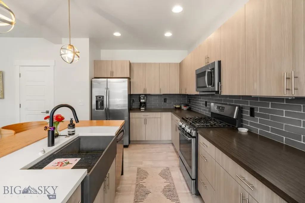 1304 Grover Lane Belgrade MT 59714