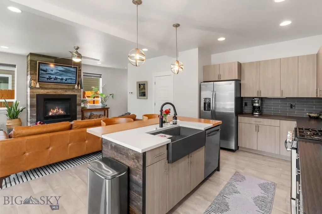 1304 Grover Lane Belgrade MT 59714