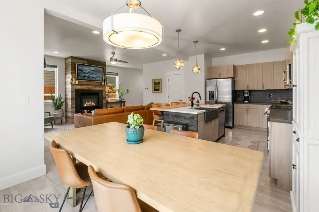 1304 Grover Lane Belgrade MT 59714