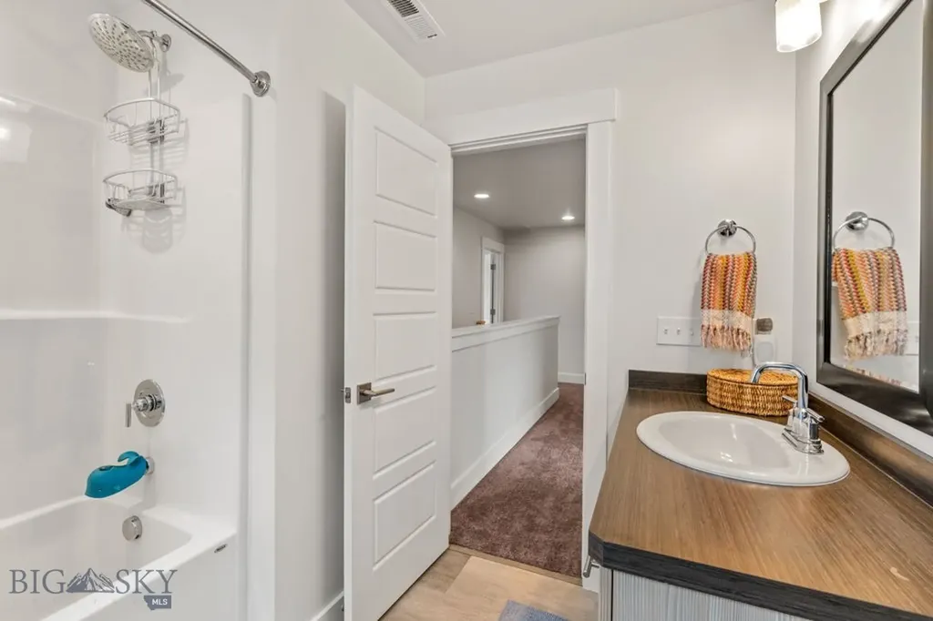 1304 Grover Lane Belgrade MT 59714