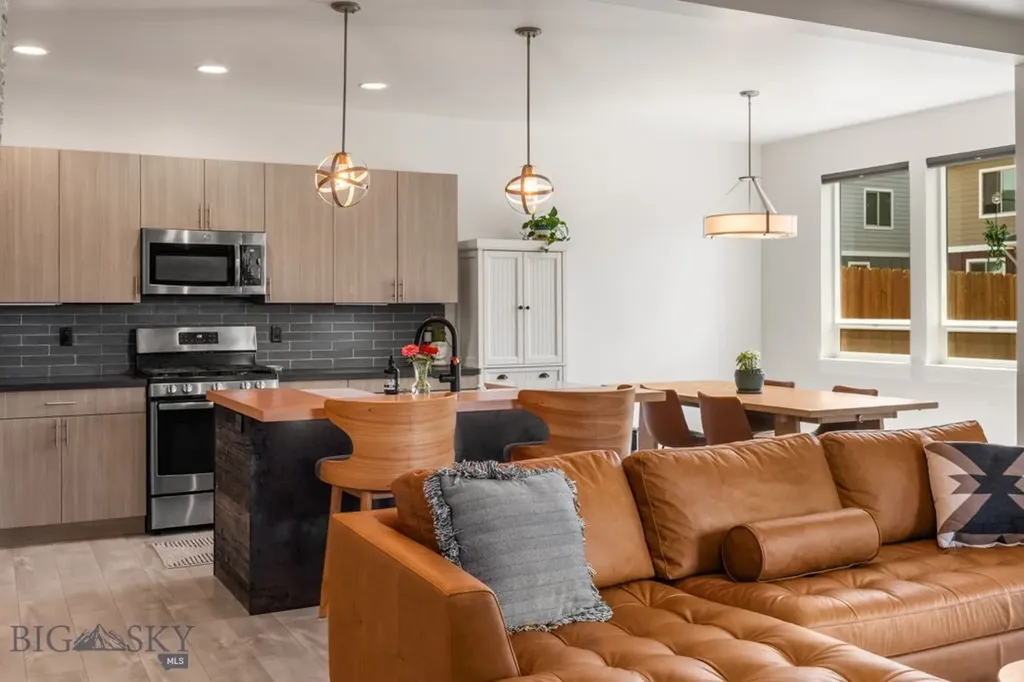1304 Grover Lane Belgrade MT 59714