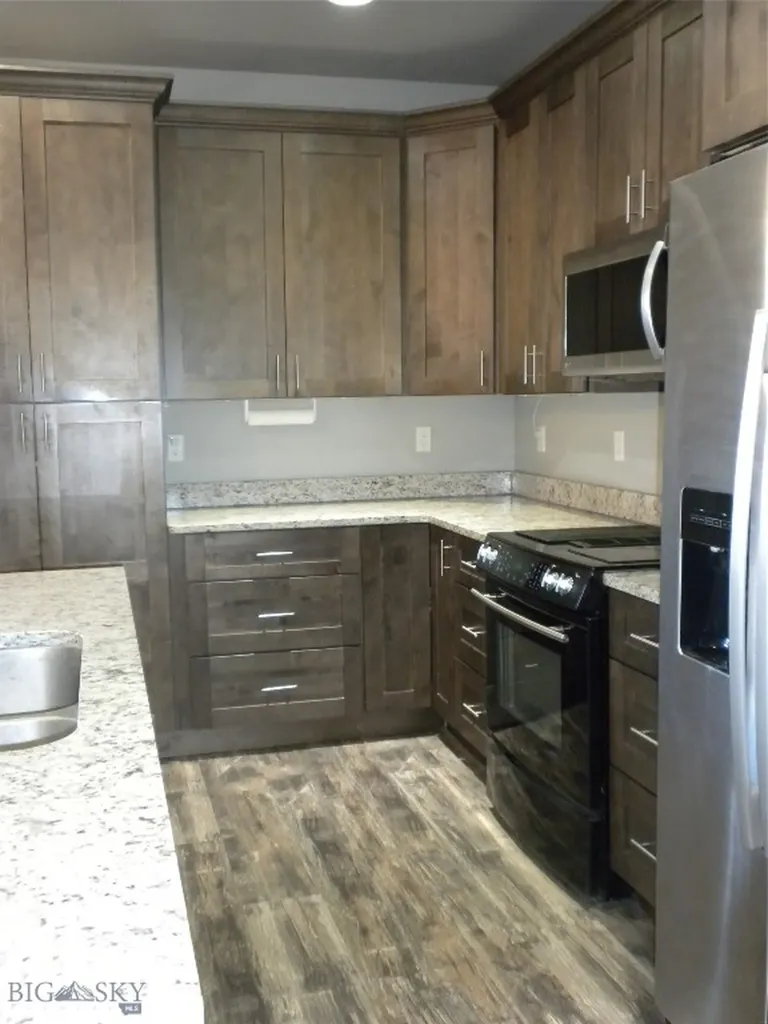 54 Western Larch Three Forks MT 59752