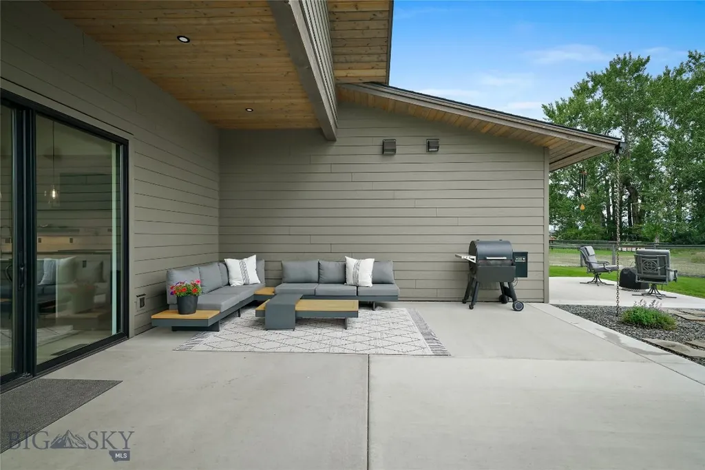 440 Riparian Way Bozeman MT 59718