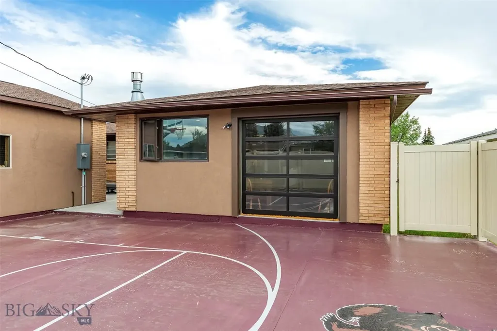 2915 St Ann Street Butte MT 59701