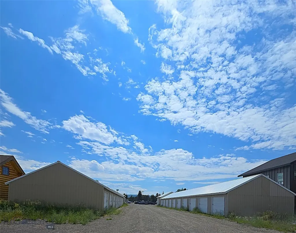 629 Madison West Yellowstone MT 59758