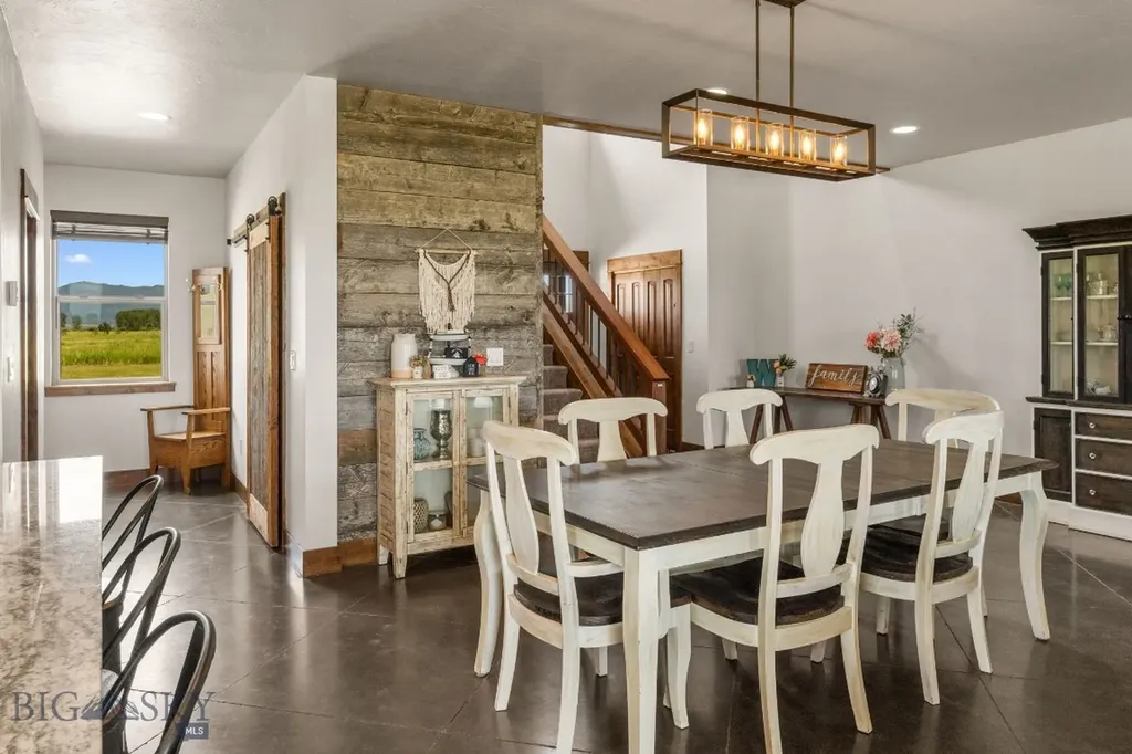 407 Lost Fawn Trail Belgrade MT 59714
