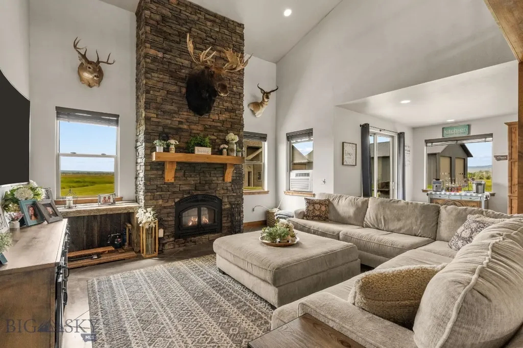 407 Lost Fawn Trail Belgrade MT 59714