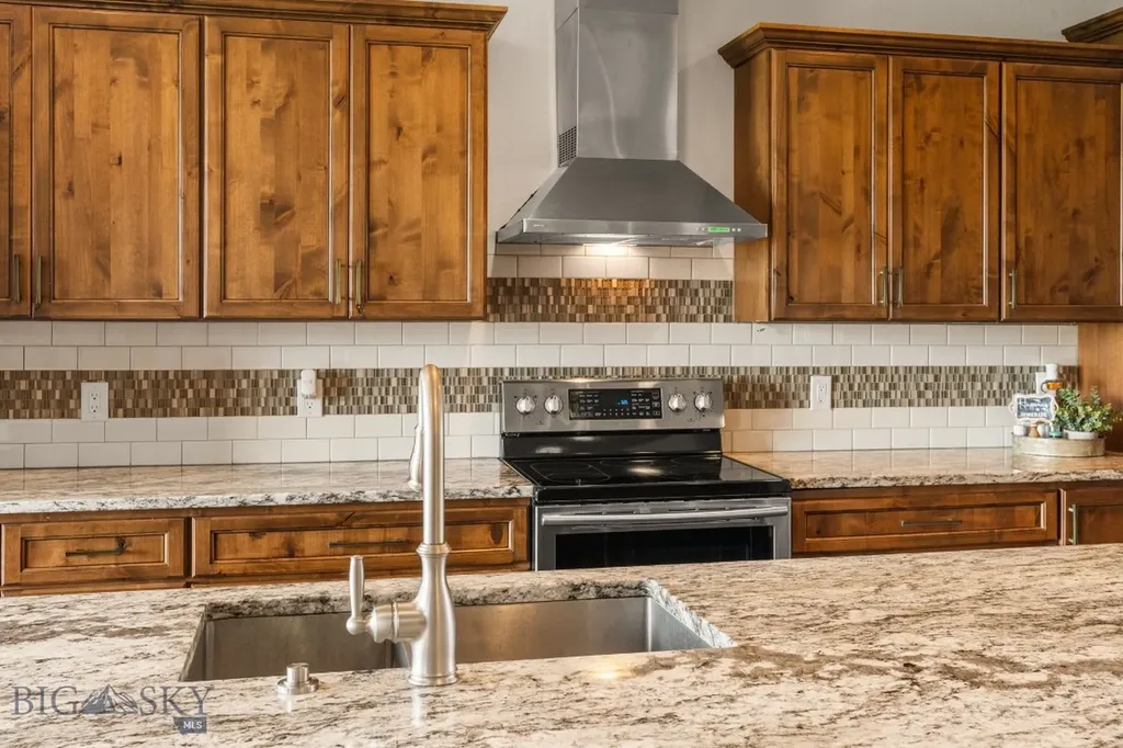 407 Lost Fawn Trail Belgrade MT 59714