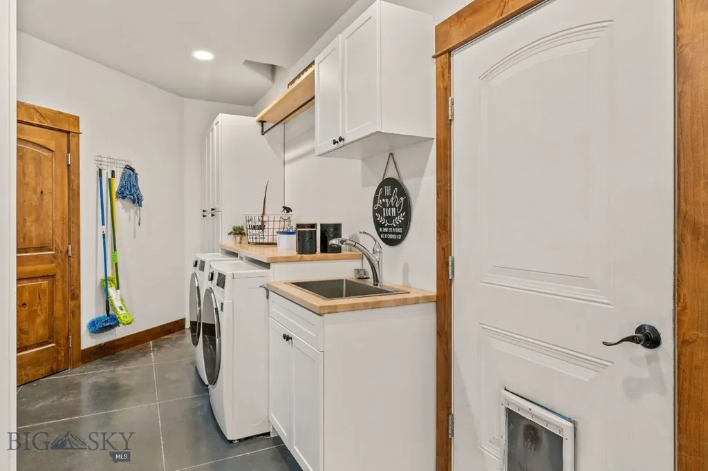 407 Lost Fawn Trail Belgrade MT 59714