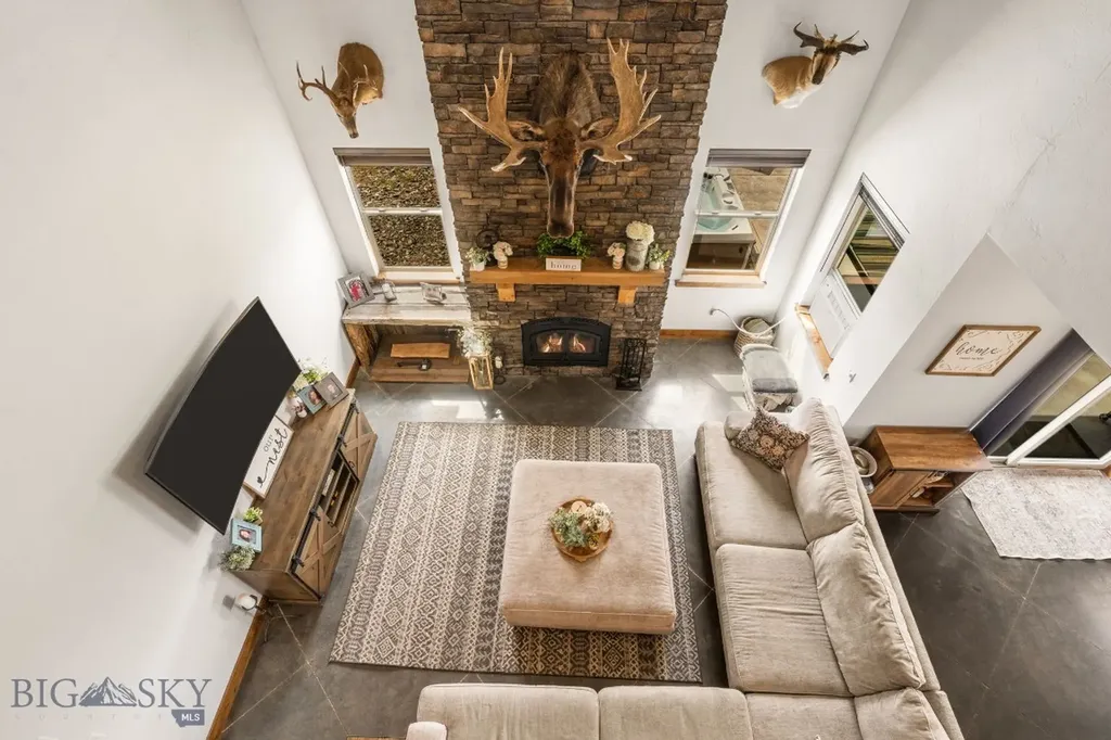 407 Lost Fawn Trail Belgrade MT 59714