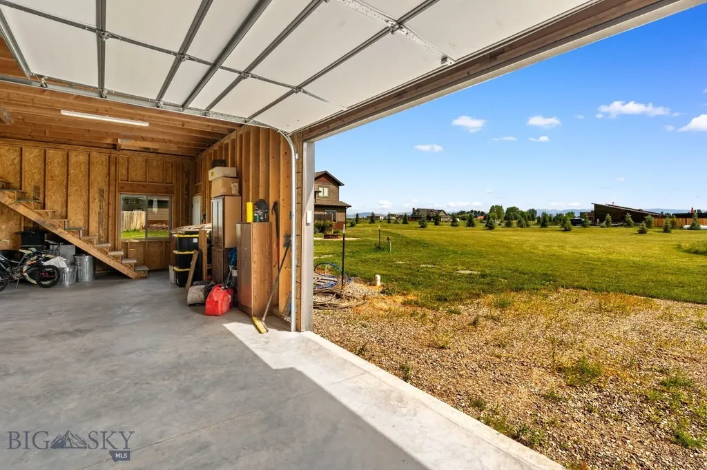 407 Lost Fawn Trail Belgrade MT 59714
