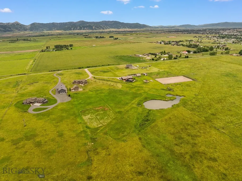 407 Lost Fawn Trail Belgrade MT 59714