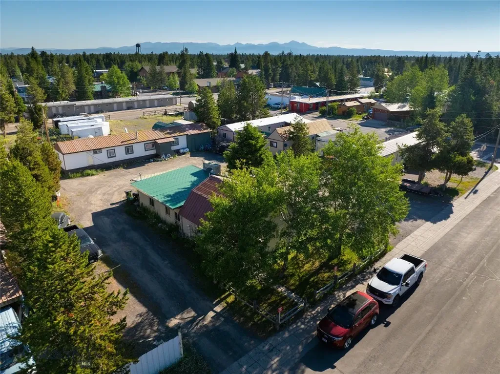 625 Firehole West Yellowstone MT 59758