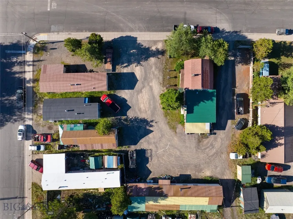 625 Firehole West Yellowstone MT 59758