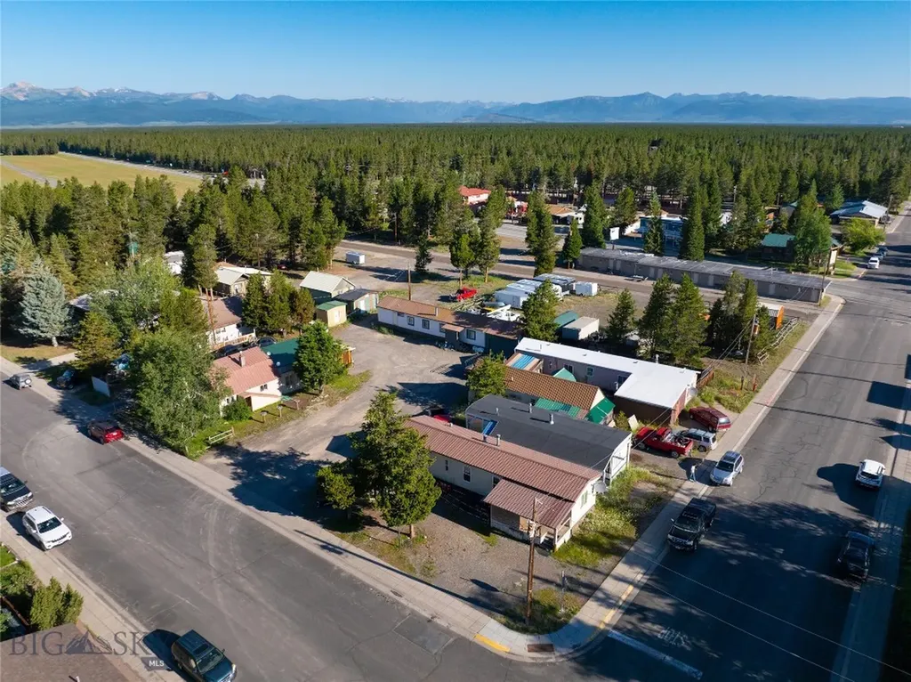 625 Firehole West Yellowstone MT 59758
