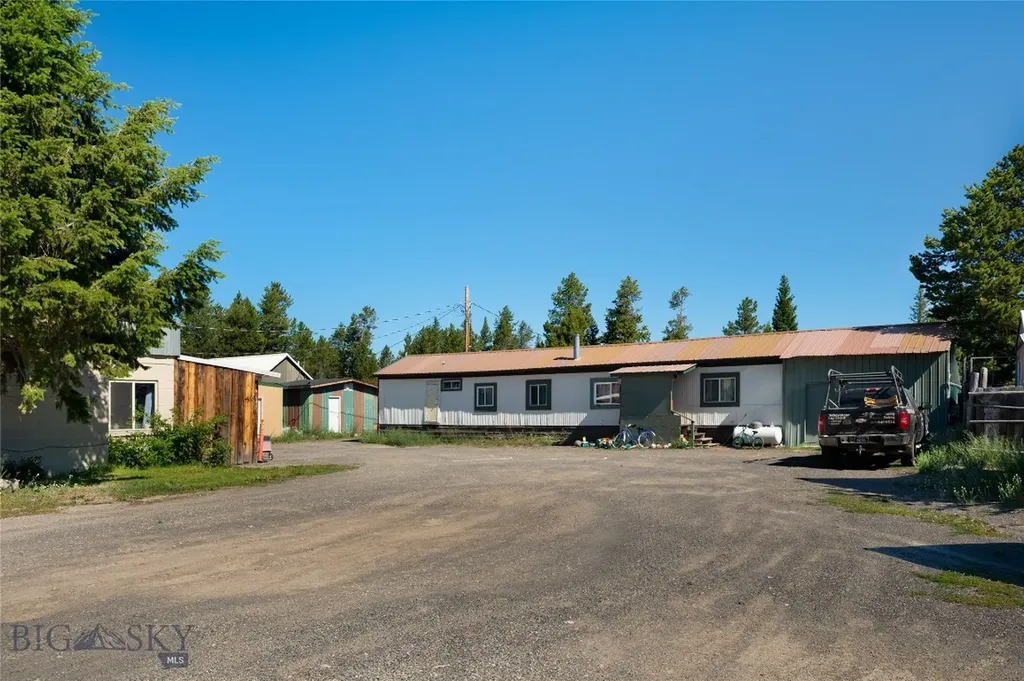 625 Firehole West Yellowstone MT 59758