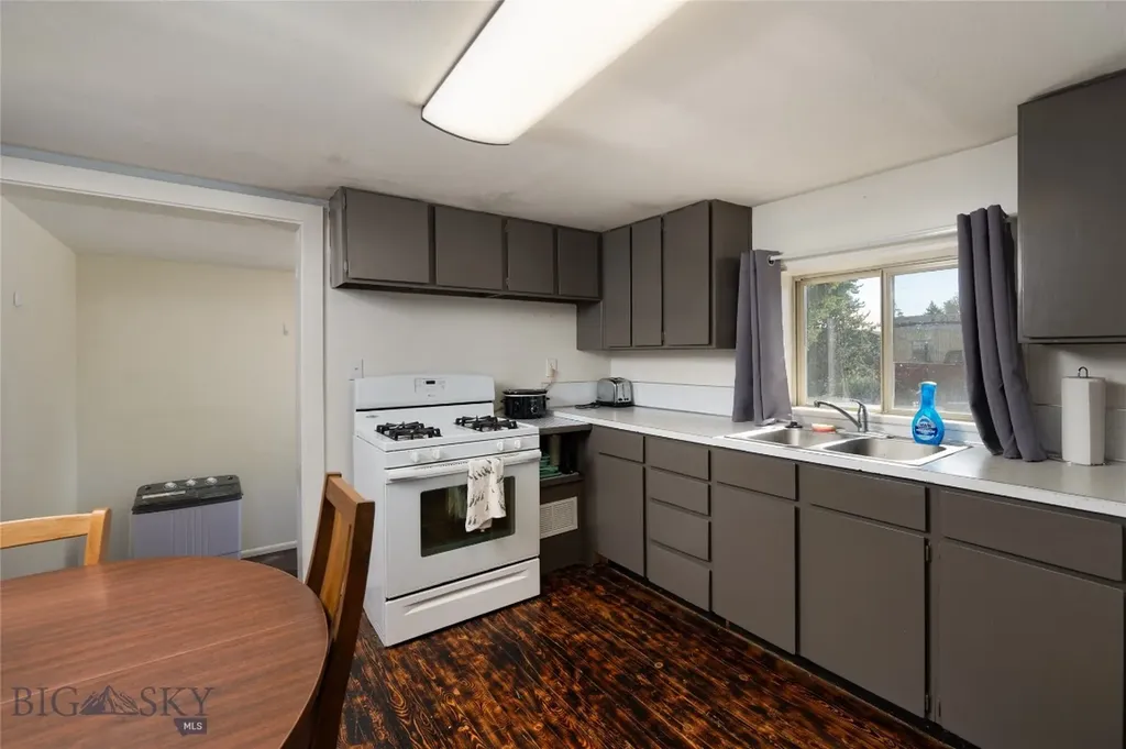 625 Firehole West Yellowstone MT 59758