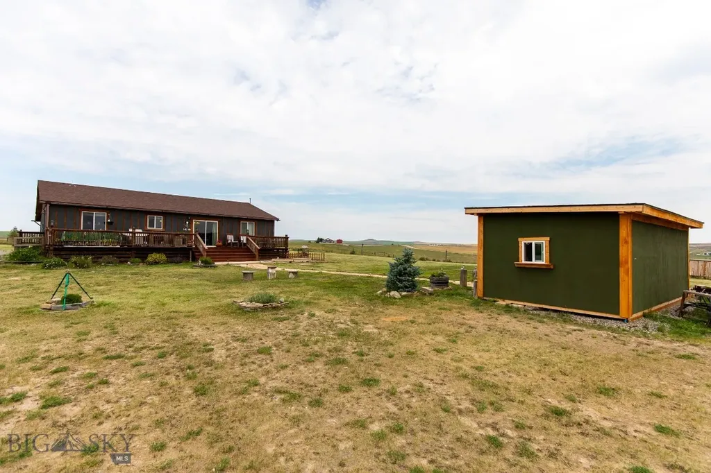 66 Red Shoulder Lane Three Forks MT 59752