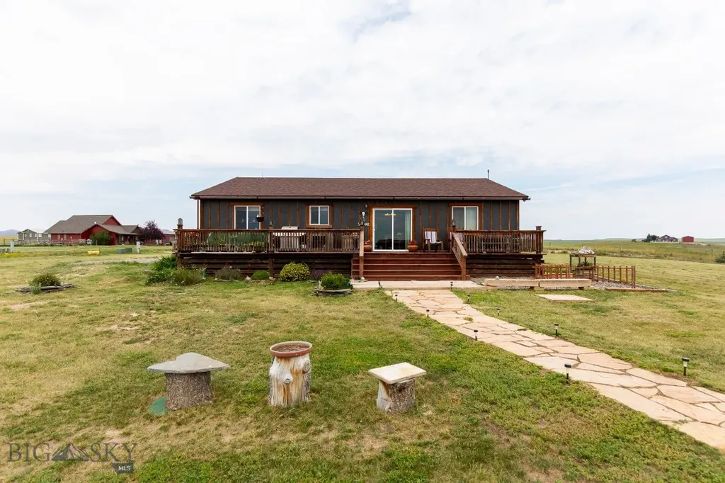 66 Red Shoulder Lane Three Forks MT 59752