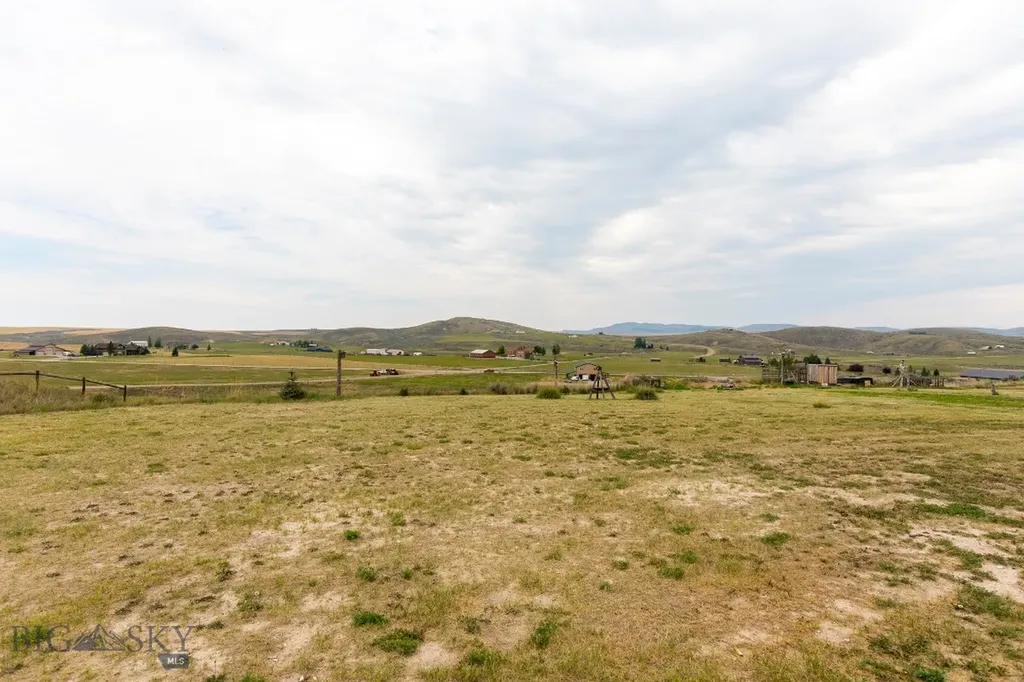66 Red Shoulder Lane Three Forks MT 59752