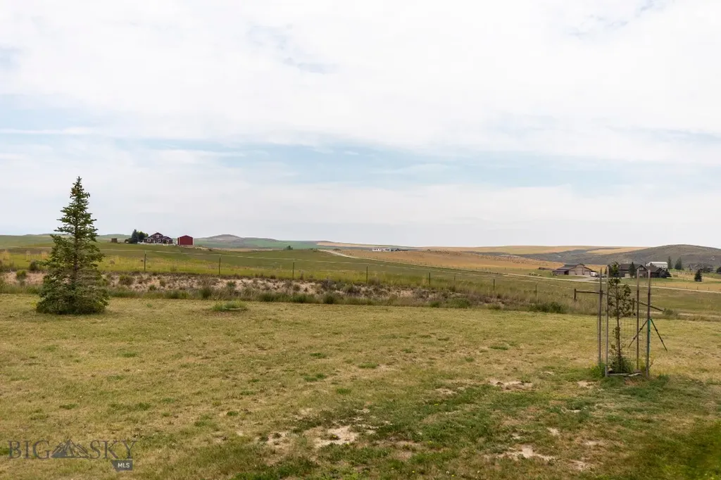 66 Red Shoulder Lane Three Forks MT 59752
