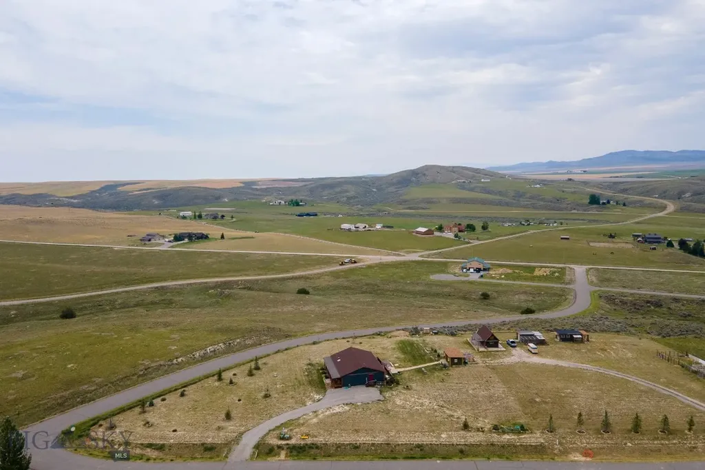 66 Red Shoulder Lane Three Forks MT 59752