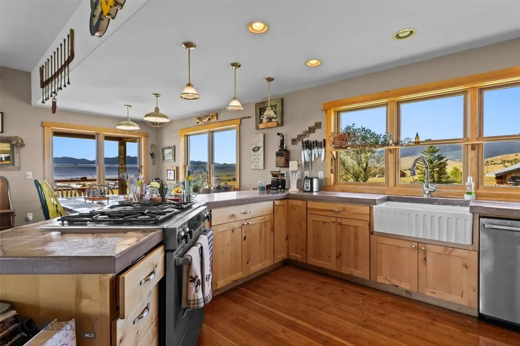76 Antler Trail Ennis MT 59729