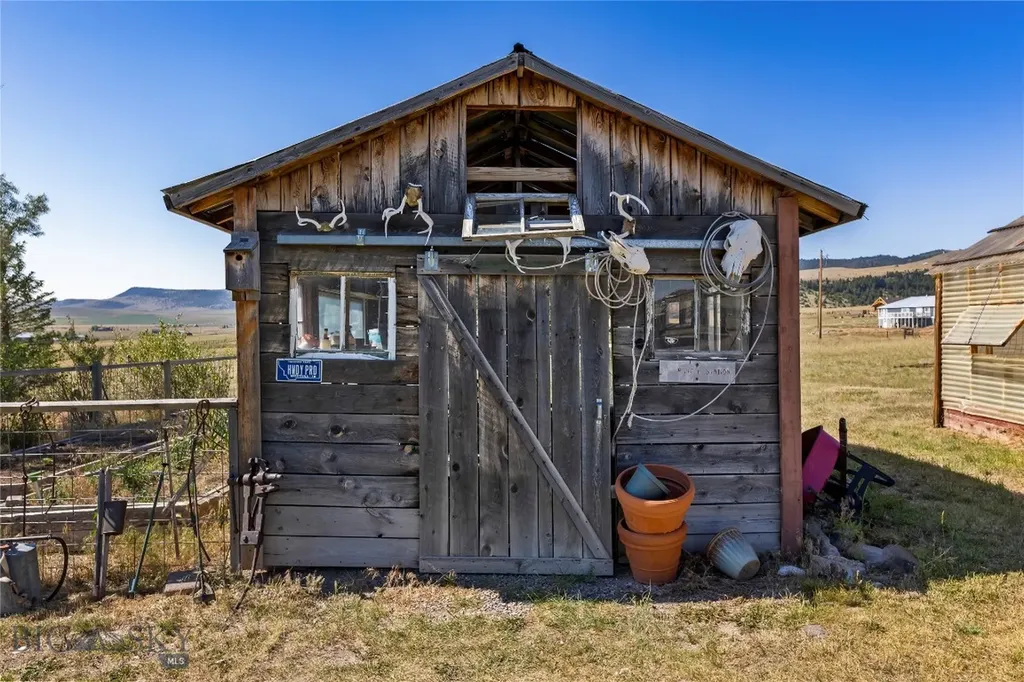 76 Antler Trail Ennis MT 59729