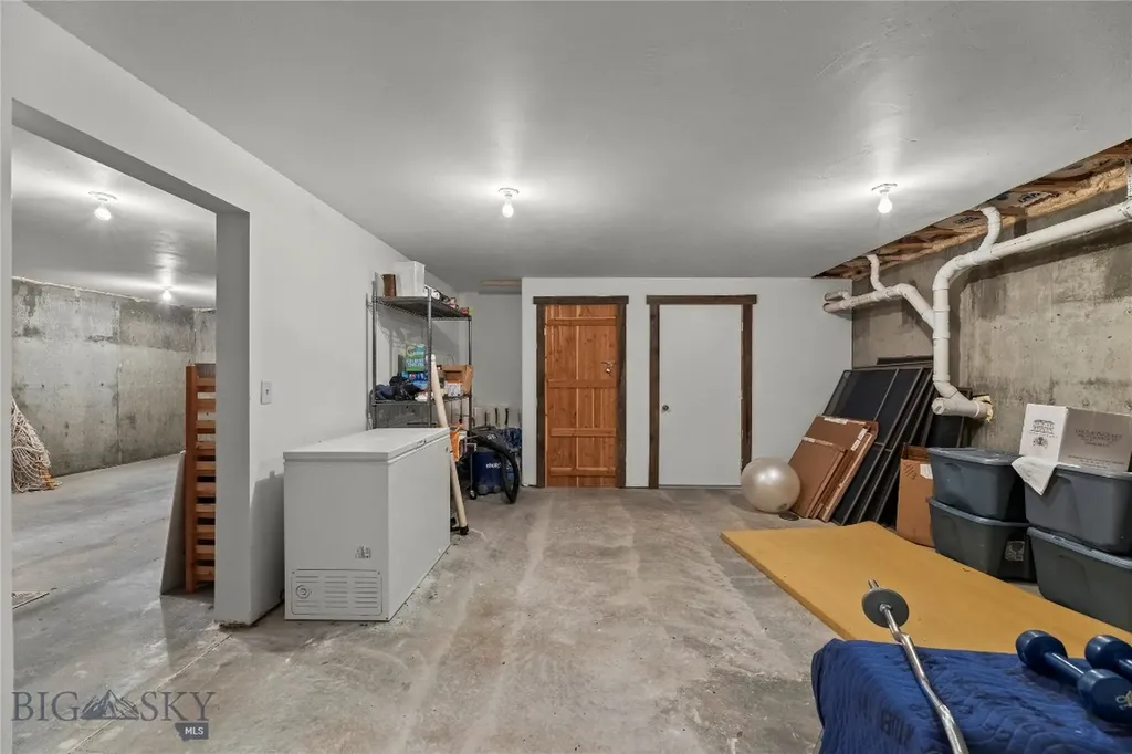 76 Antler Trail Ennis MT 59729