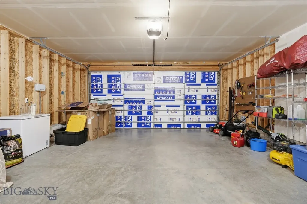 304 Boone Drive Belgrade MT 59714