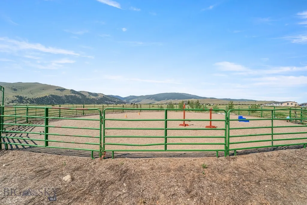 123 Weasel Creek Winston MT 59647