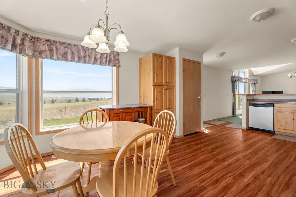 123 Weasel Creek Winston MT 59647