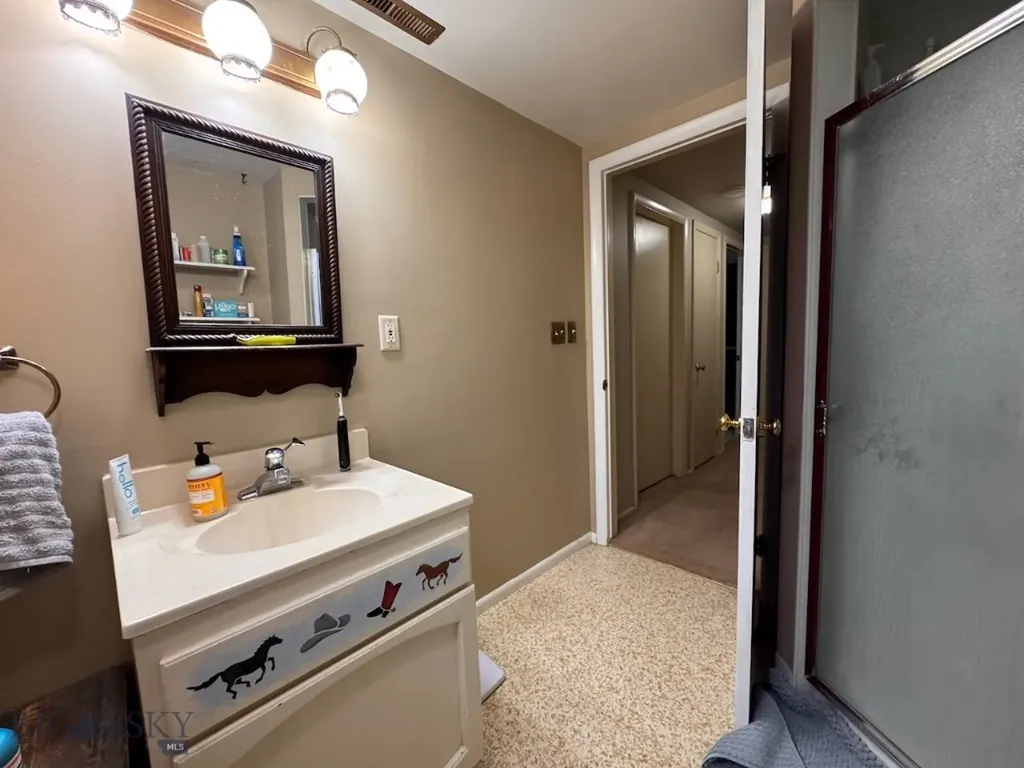 111 Circle Bozeman MT 59715