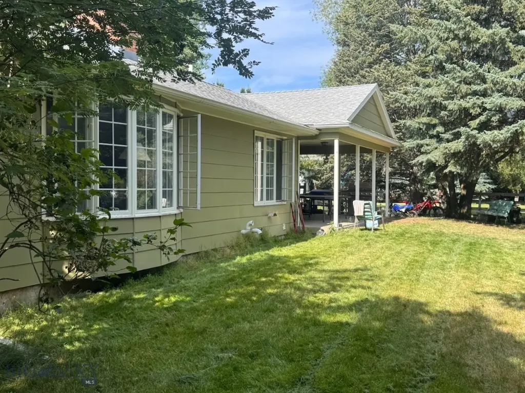 111 Circle Bozeman MT 59715