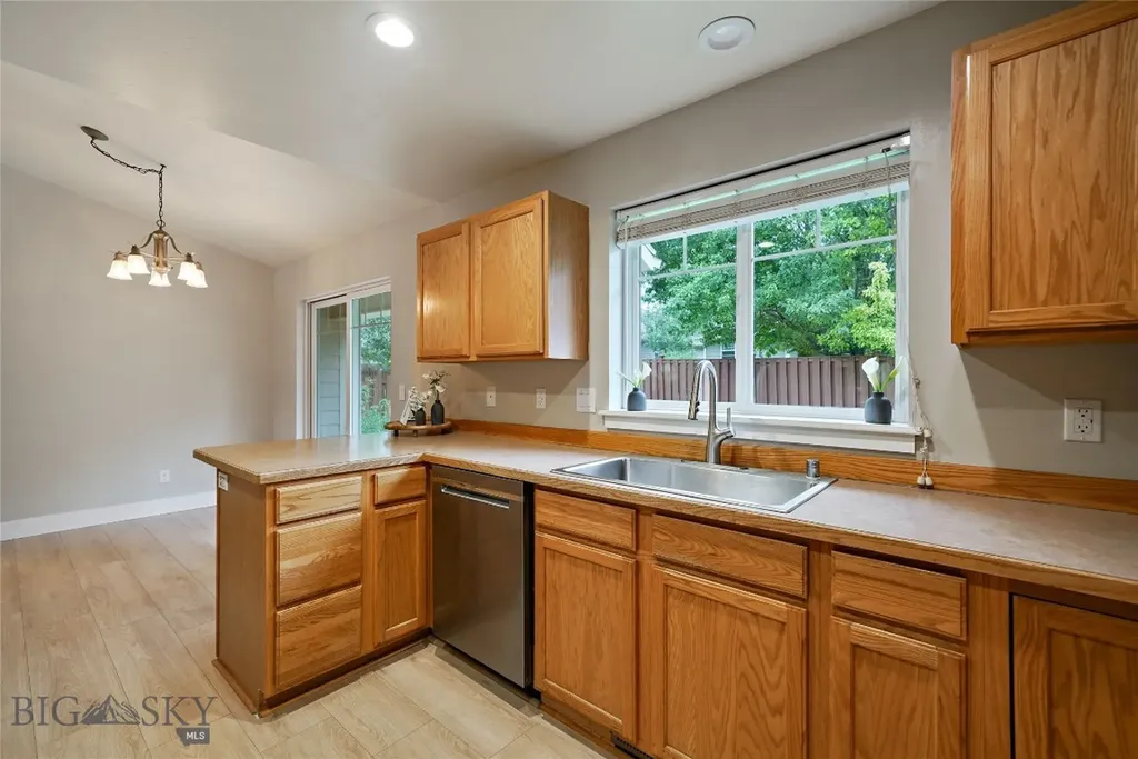 2720 Daisy Drive Bozeman MT 59718